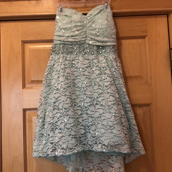 Homecoming Dress - Picture 3 of 6